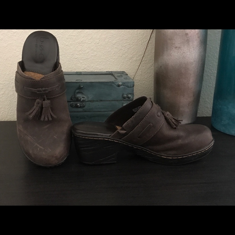 Shoes - Picture 2 of 2